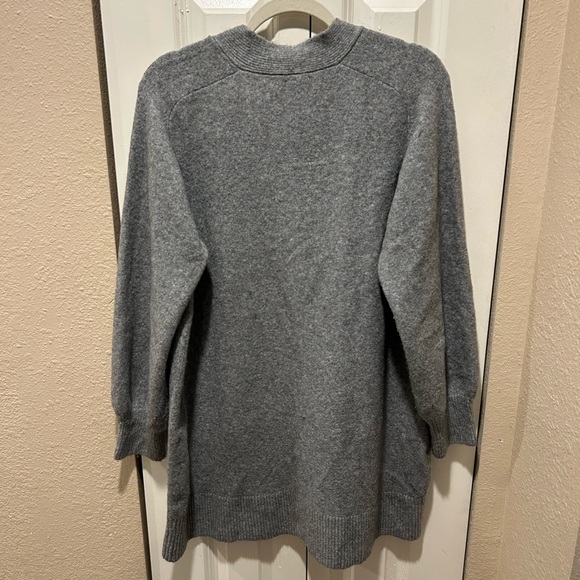 ZARA Wool Blend Oversized Cardigan in Gray , size Large - Picture 8 of 10